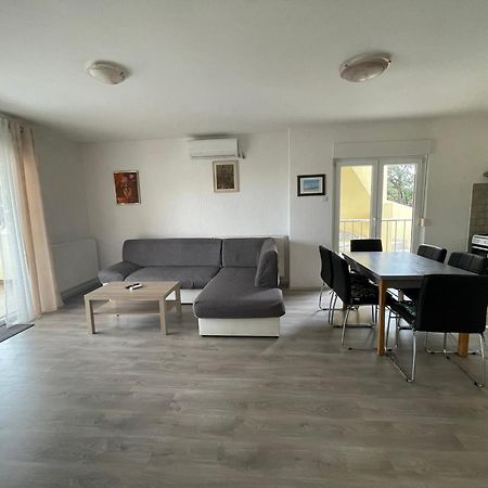 Apartmani Stambuk Mandre Esterno foto