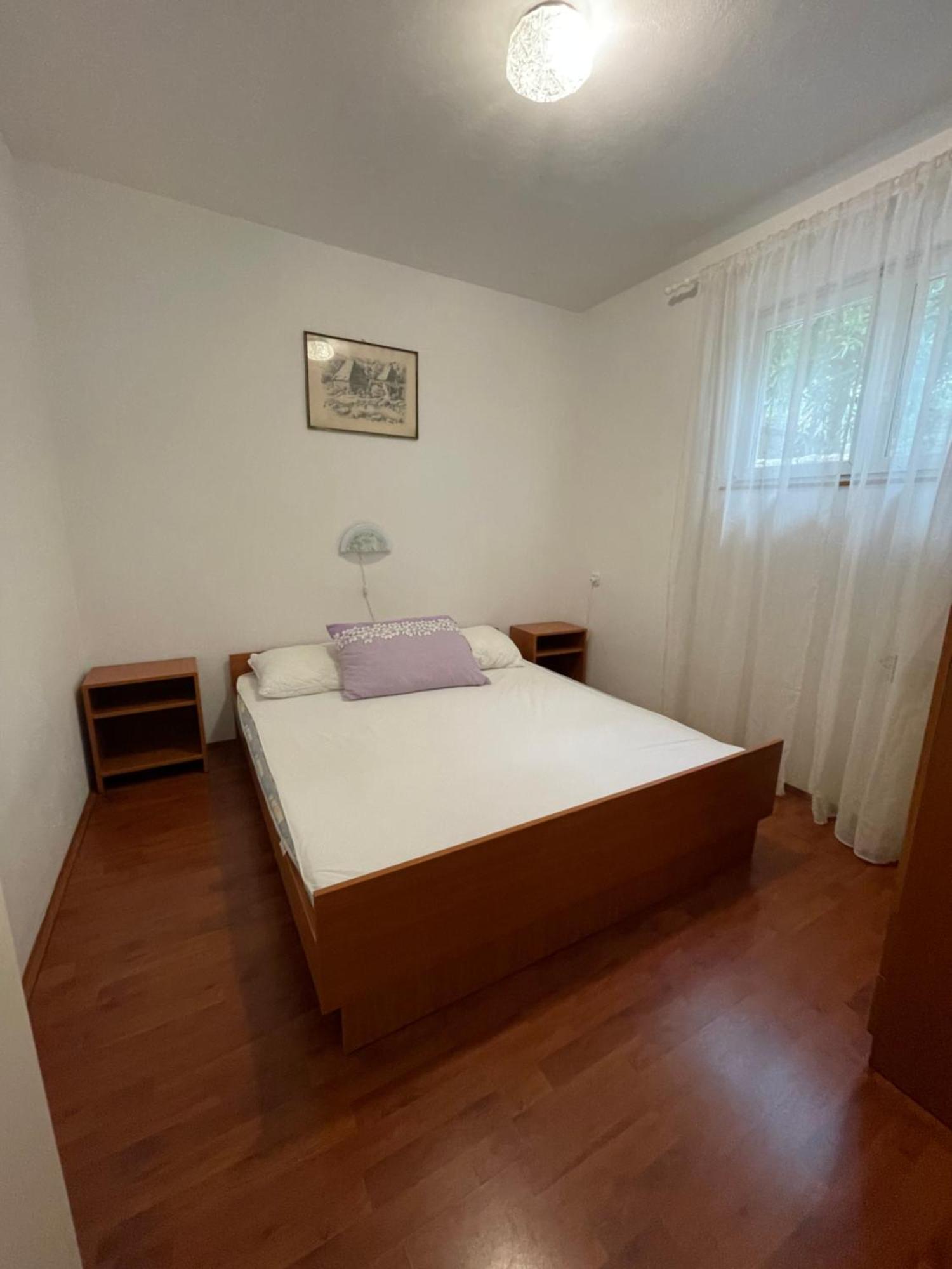 Apartmani Stambuk Mandre Esterno foto