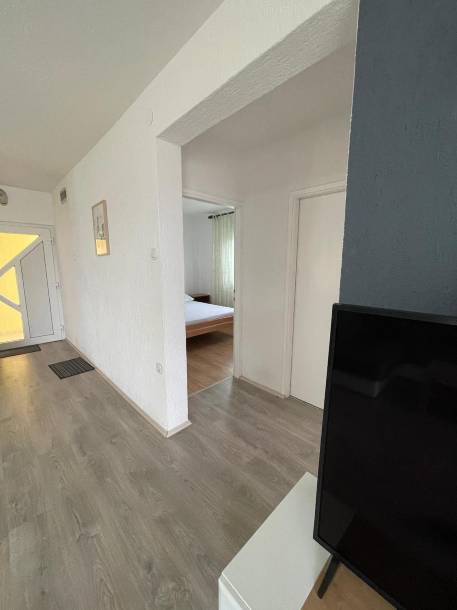 Apartmani Stambuk Mandre Esterno foto