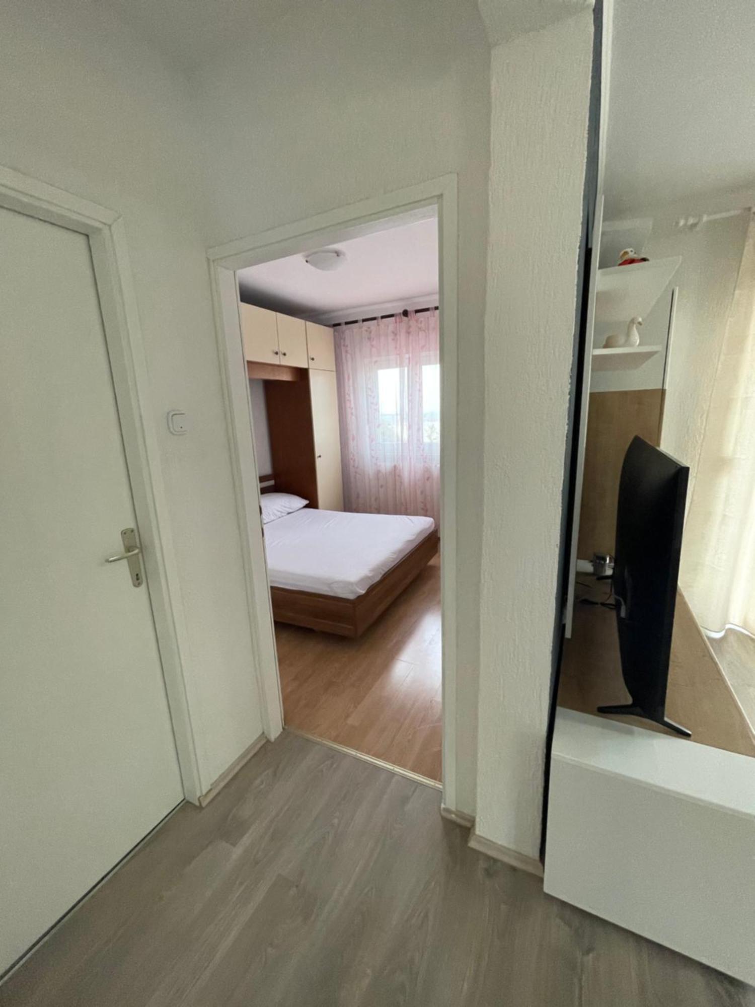 Apartmani Stambuk Mandre Esterno foto