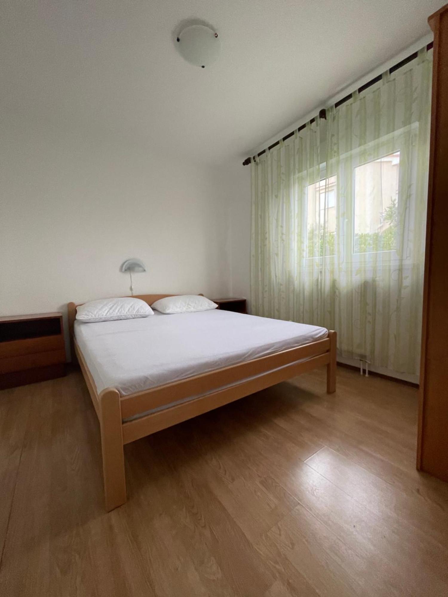 Apartmani Stambuk Mandre Esterno foto